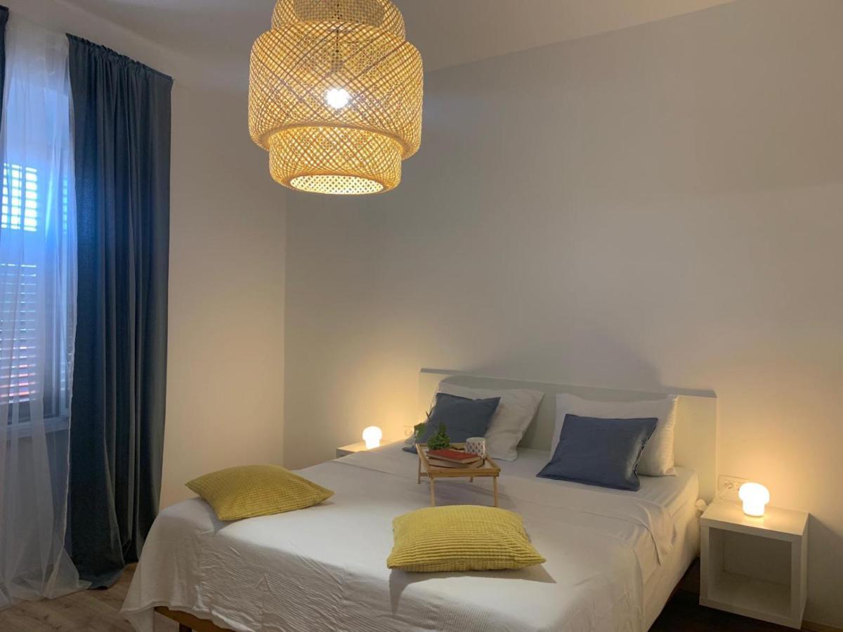 Ra City Garden Suite Pula Exterior photo